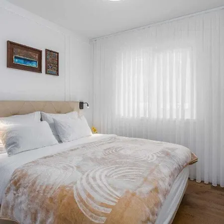 Lemon 3 Premium Comfortable Holiday Vikendica Porec